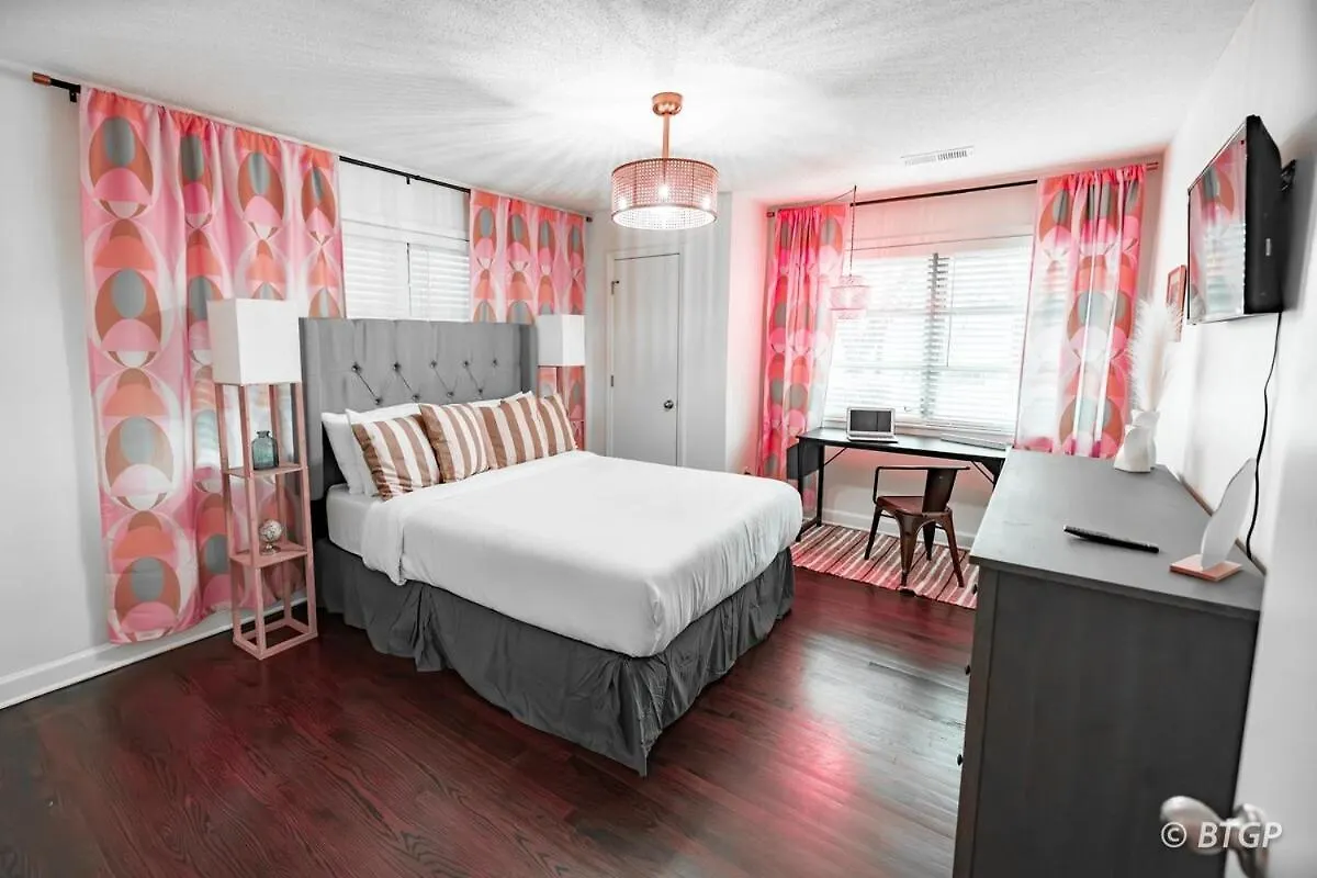 Holiday home Priscilla'S Retro Themed House Villa Memphis
